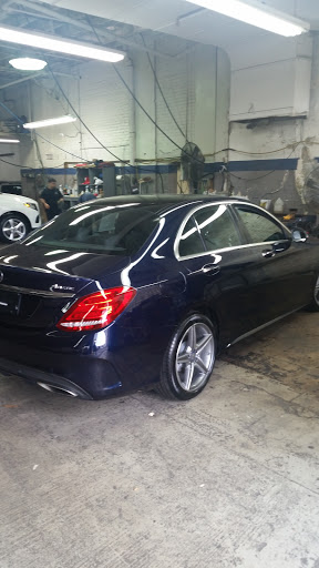 Mercedes Benz Dealer «Silver Star Motors», reviews and photos, 36-11 Northern Blvd, Long Island City, NY 11101, USA