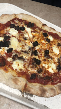 Plats et boissons du Livraison de pizzas PIZZA'YOLO à Gignac-la-Nerthe - n°4