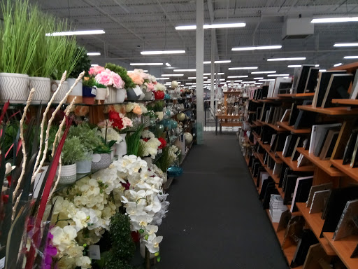 Clothing Store «Burlington Coat Factory», reviews and photos, 370 US-130, Hightstown, NJ 08520, USA