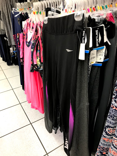 Stores to buy maternity clothes Tijuana