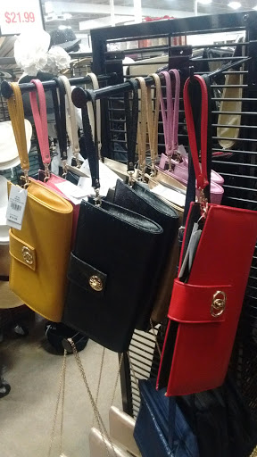 Clothing Store «K&G Fashion Superstore», reviews and photos, 4625 S Cooper St, Arlington, TX 76017, USA