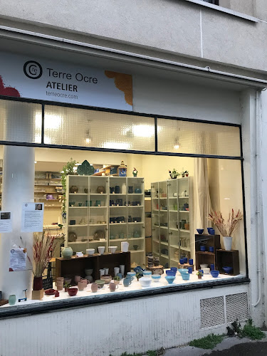 Cours de poterie Atelier Terre Ocre Paris