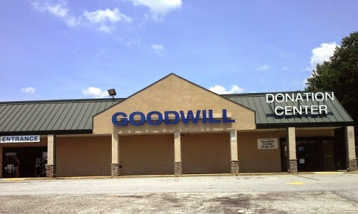 Donations Center «Goodwill of North Georgia: Douglasville Store and Donation Center», reviews and photos, 5793 Fairburn Rd, Douglasville, GA 30134, USA