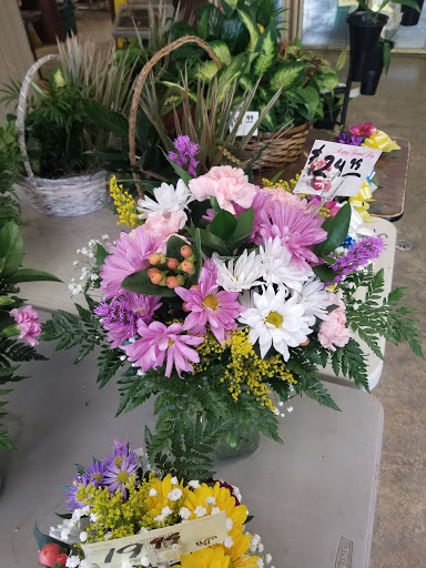 Florist «Flower Peddler», reviews and photos, 38350 Garfield Rd, Charter Twp of Clinton, MI 48038, USA