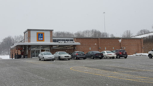 Supermarket «ALDI», reviews and photos, 3586 Steelyard Dr, Cleveland, OH 44109, USA