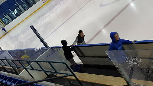 Gym «Genesis Health Clubs - Wichita Ice Center», reviews and photos, 505 W Maple St, Wichita, KS 67213, USA