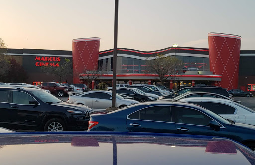 Movie Theater «Wehrenberg Theatres St. Charles Stadium 18 Cine», reviews and photos, 1830 S 1st Capitol Dr, St Charles, MO 63303, USA