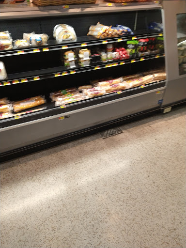 Discount Supermarket «Walmart Central», reviews and photos, 1012 Riley St, Folsom, CA 95630, USA