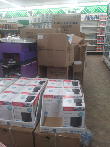Dollar Store «Dollar Tree», reviews and photos, 440 Middlesex Rd, Tyngsborough, MA 01879, USA