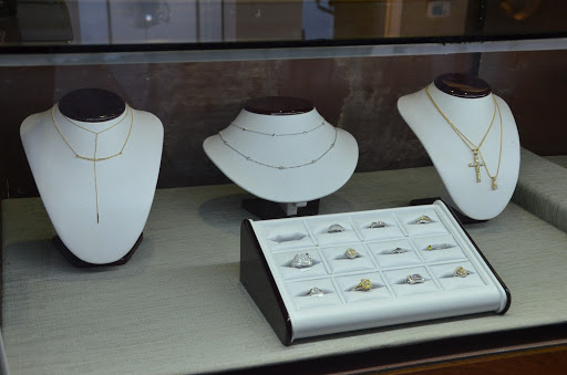 Jeweler «Jamie Hood Jewelers», reviews and photos, 2508 Avalon Ave, Muscle Shoals, AL 35661, USA