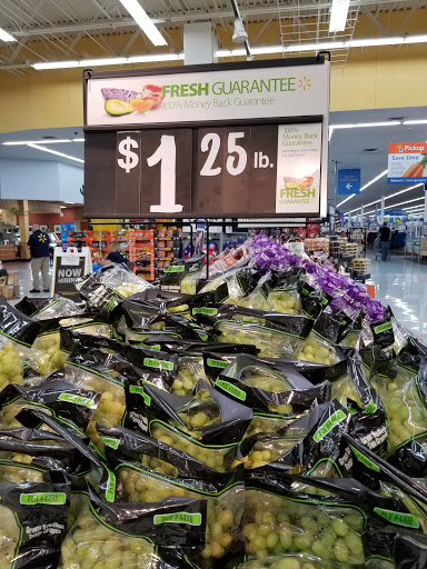 Department Store «Walmart Supercenter», reviews and photos, 150 Smith Rd, St Charles, IL 60174, USA