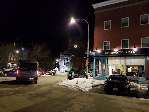Cafe «Riverwalk Cafe and Music Bar», reviews and photos, 35 Railroad Square, Nashua, NH 03064, USA