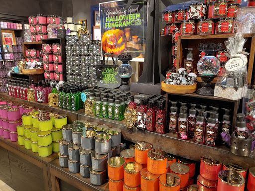 Shopping Mall «Muncie Mall», reviews and photos, 3501 N Granville Ave, Muncie, IN 47303, USA