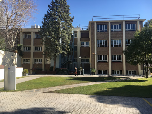 IE Law School