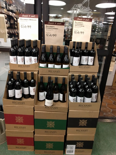 Liquor Store «Narberth Wine & Spirits», reviews and photos, 1 Station Cir, Narberth, PA 19072, USA