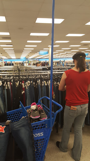 Clothing Store «Ross Dress for Less», reviews and photos, 4919 E 41st St, Tulsa, OK 74135, USA