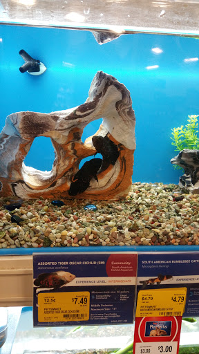 Pet Supply Store «PetSmart», reviews and photos, 60 NJ-17, Paramus, NJ 07652, USA
