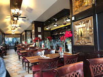 Atmosphère du Restaurant français Restaurant A.T à Paris - n°10