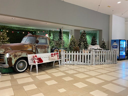 Shopping Mall «Natick Mall», reviews and photos, 1245 Worcester St, Natick, MA 01760, USA