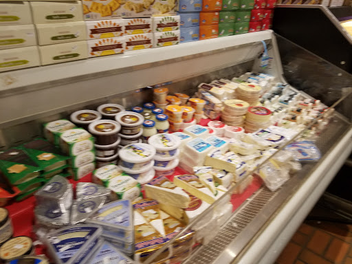 Shopping Mall «Kerrytown Market & Shops», reviews and photos, 407 N 5th Ave, Ann Arbor, MI 48104, USA