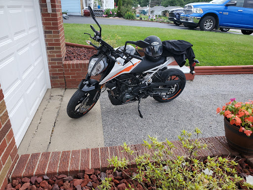 Motorcycle Dealer «Bentley Yamaha Suzuki Polaris KTM Husqvarna», reviews and photos, 4451 William Penn Hwy, Murrysville, PA 15668, USA