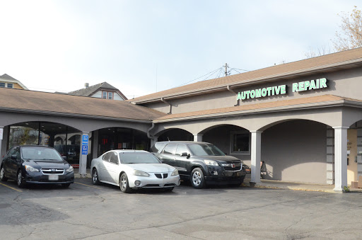 Auto Repair Shop «Manyo Motors», reviews and photos, 4035 N Green Bay Ave, Milwaukee, WI 53209, USA