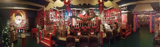 Tourist Attraction «National Christmas Center Family Attraction & Museum», reviews and photos, 3427 Lincoln Hwy, Paradise, PA 17562, USA