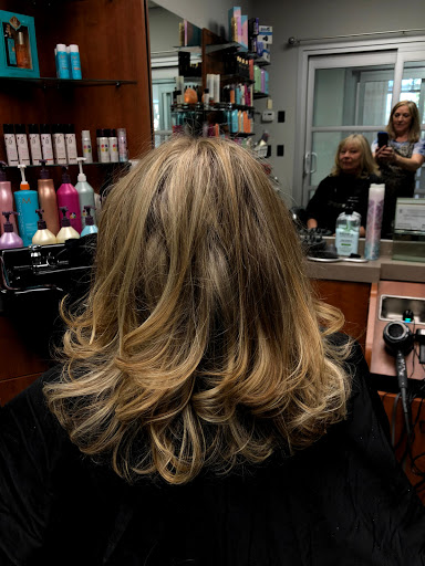Hair Salon «Hair Professionals Salon/Spa», reviews and photos, 3035 White Bear Ave, Maplewood, MN 55109, USA
