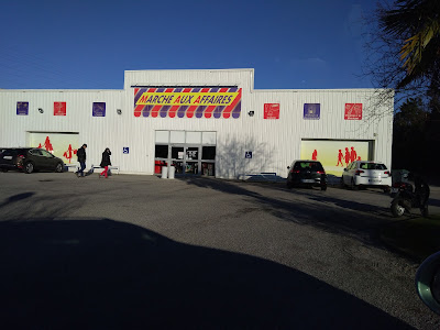 Marché aux Affaires à Pamiers