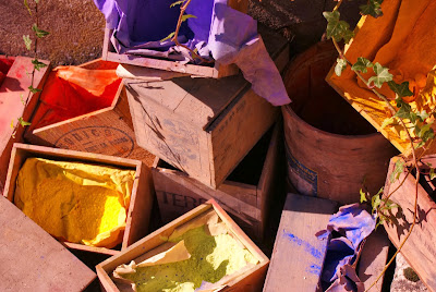 des couleurs en la matière à Treigny-Perreuse-Sainte-Colombe