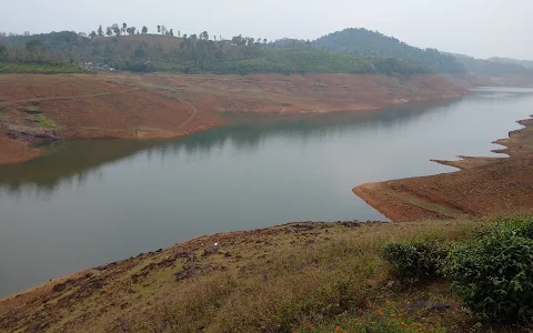 Sholayar Dam View Point image