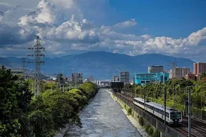 Medellín River image