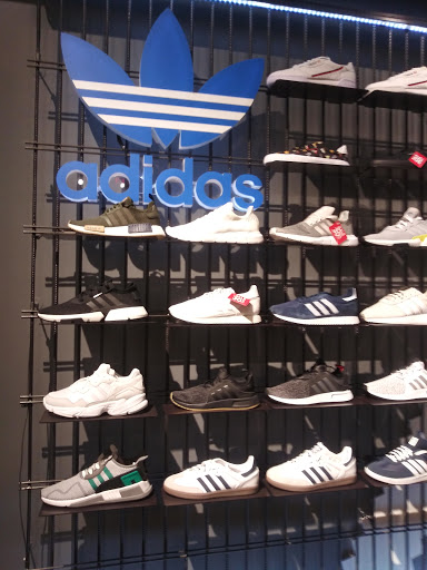 Shoe Store «Adidas Originals», reviews and photos, 8009 Melrose Ave, Los Angeles, CA 90046, USA