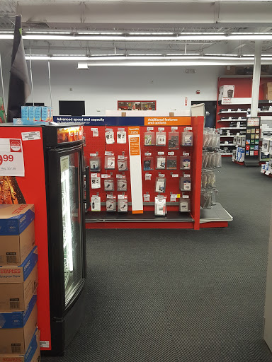 Office Supply Store «Staples», reviews and photos, 1907 Deptford Center Rd, Deptford Township, NJ 08096, USA