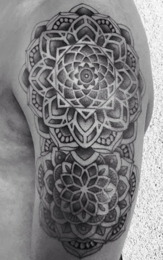 Tattoo Shop «Studio 21 Tattoo Gallery», reviews and photos, 6020 W Flamingo Rd, Las Vegas, NV 89103, USA