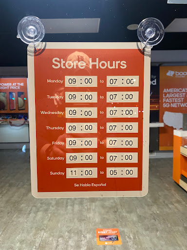 Telecommunications Service Provider «Boost Mobile Premier Store», reviews and photos, 3848 Lapeer Rd, Flint, MI 48503, USA
