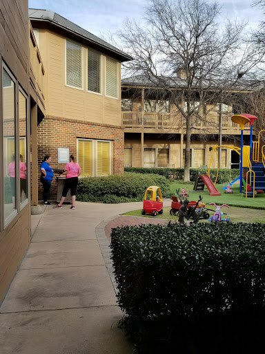 Charity «Ronalds McDonalds House Fort Worth», reviews and photos