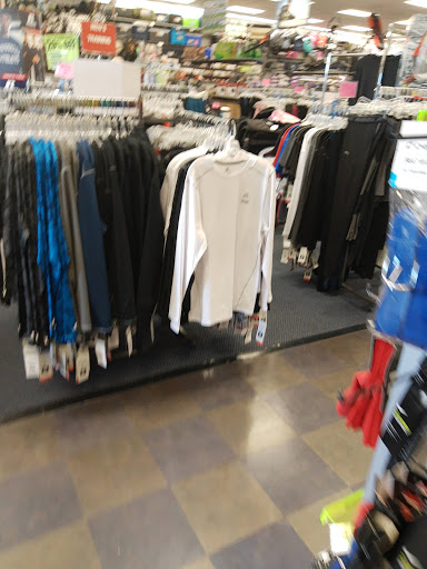 Sporting Goods Store «Big 5 Sporting Goods», reviews and photos, 1401 E 120th Ave, Thornton, CO 80233, USA