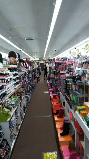 Beauty Supply Store «Tnt Beauty Supply», reviews and photos, 3518 E Main St, Kalamazoo, MI 49048, USA