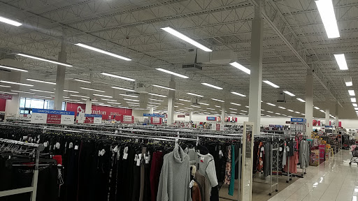 Clothing Store «Burlington Coat Factory», reviews and photos, 16590 N Fwy Service Rd, Conroe, TX 77384, USA