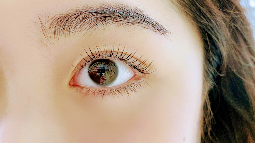 Nap Eyelash 北梅田店 ナップアイラッシュアイブロウ北梅田店 ハリウッドブロウリフト フラットラッシュ 次世代まつ毛パーマのパリジェンヌが 人気のマツエクサロン まつげサロン