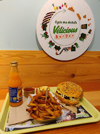 Hamburger du Restaurant végétalien Vélicious Burger à Strasbourg - n°10