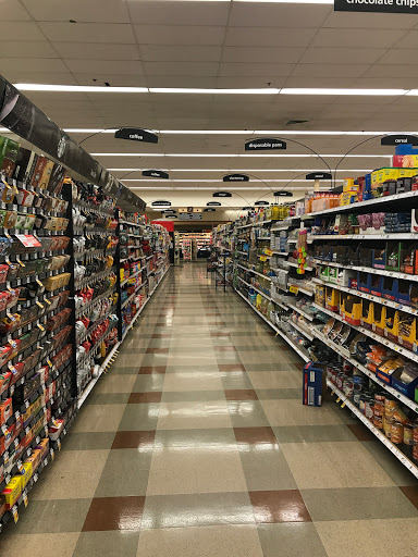 Grocery Store «Kroger», reviews and photos, 940 US-64 US 64 Highway, Apex, NC 27523, USA