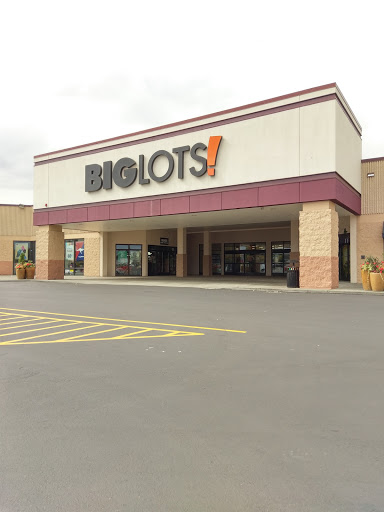 Big Lots, 205 Marysville Mall, Marysville, WA 98270, USA, 