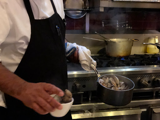 Seafood Restaurant «Fish Market Restaurant», reviews and photos, 750 N Harbor Dr, San Diego, CA 92101, USA