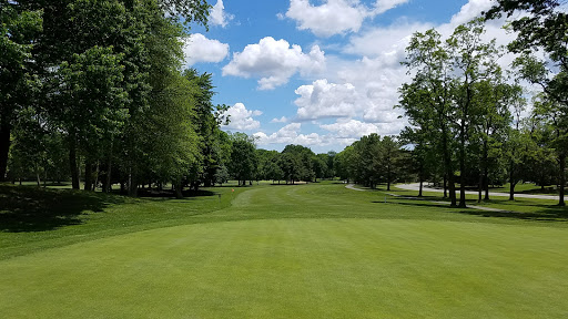 Golf Course «Pine Brook Golf Course», reviews and photos, 1 Covered Bridge Blvd, Manalapan Township, NJ 07726, USA