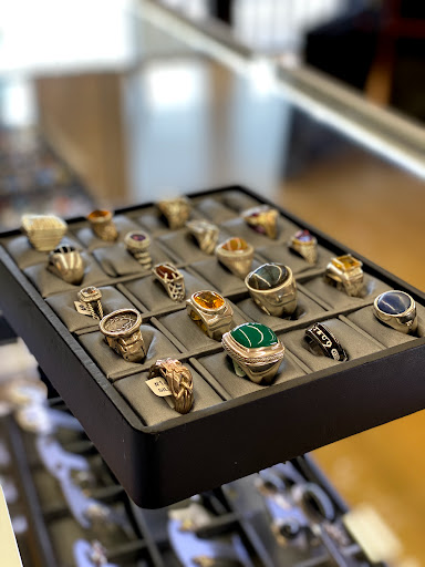 Pawn Shop «All Valley Pawn», reviews and photos, 13704 Vanowen St, Van Nuys, CA 91405, USA