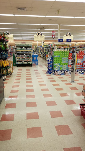 Grocery Store «Market Basket», reviews and photos, 95 Sutton Ave, Oxford, MA 01540, USA