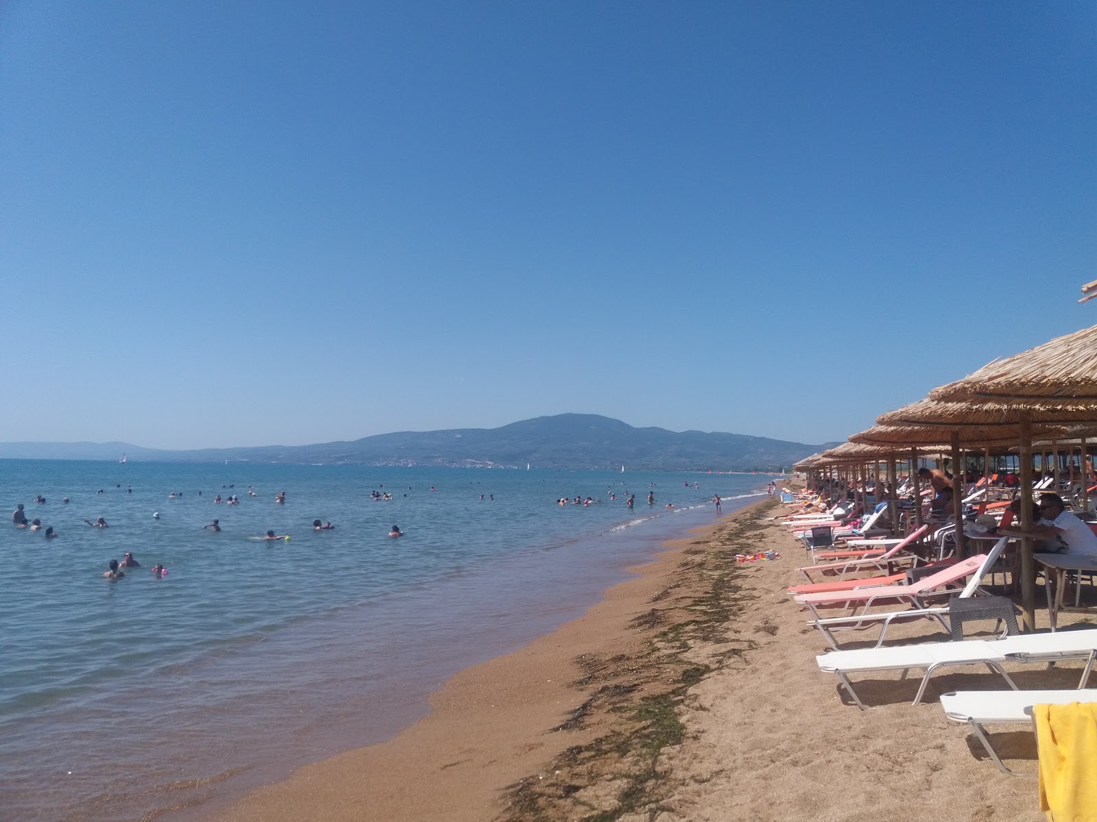 Paralia Mpouka'in fotoğrafı ve yerleşim