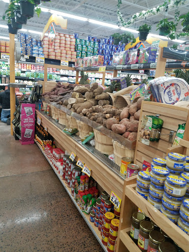 Grocery Store «C-Town Supermarkets», reviews and photos, 160 Colony St, Meriden, CT 06451, USA